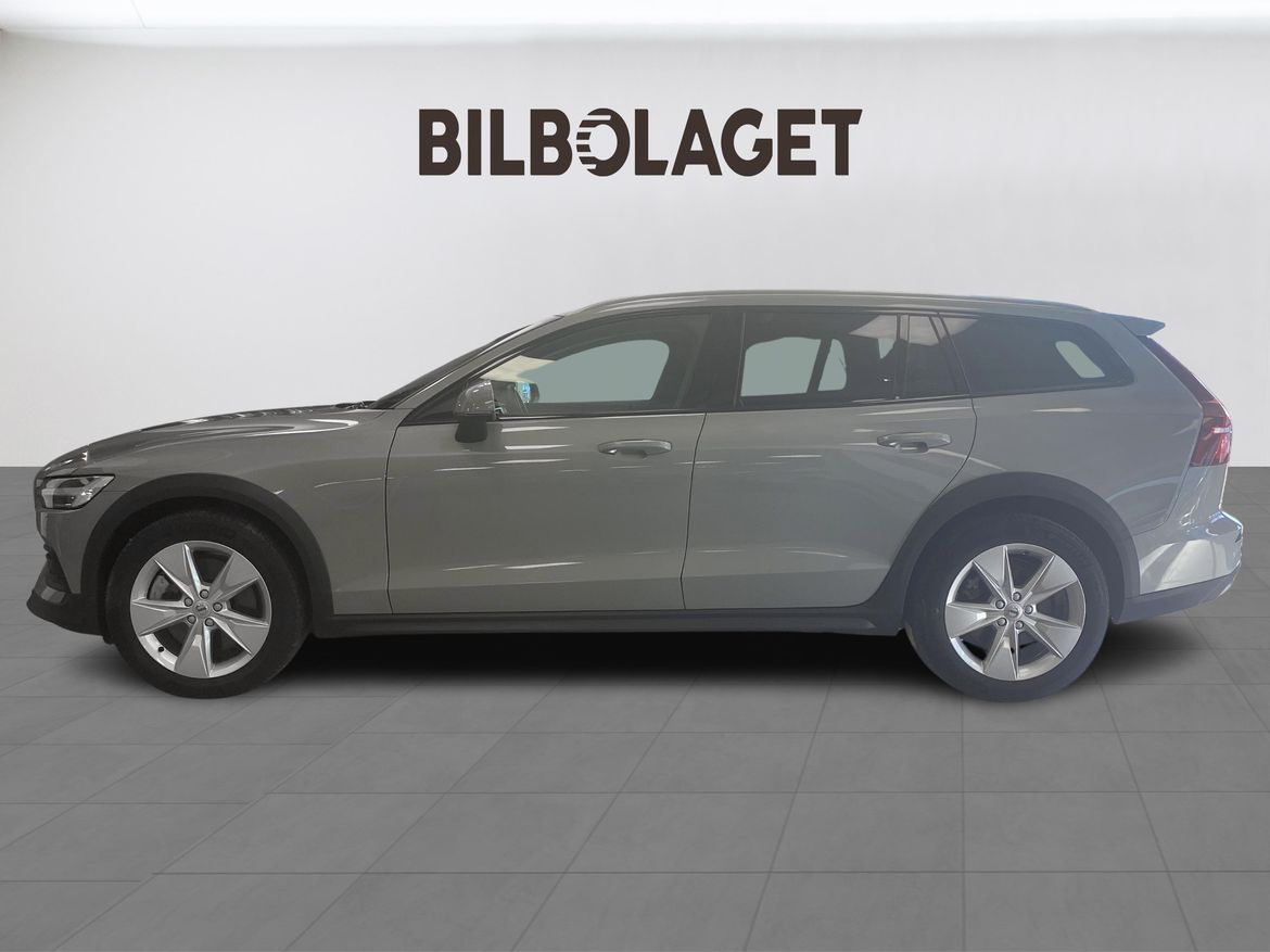 Volvo V60 2024 - miniatyr 2