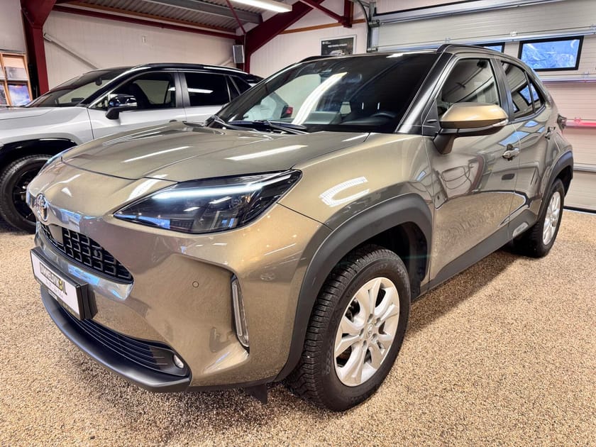 Bilde 1 av Toyota Yaris Cross Hybrid AWD-i 1,5 Active Tech