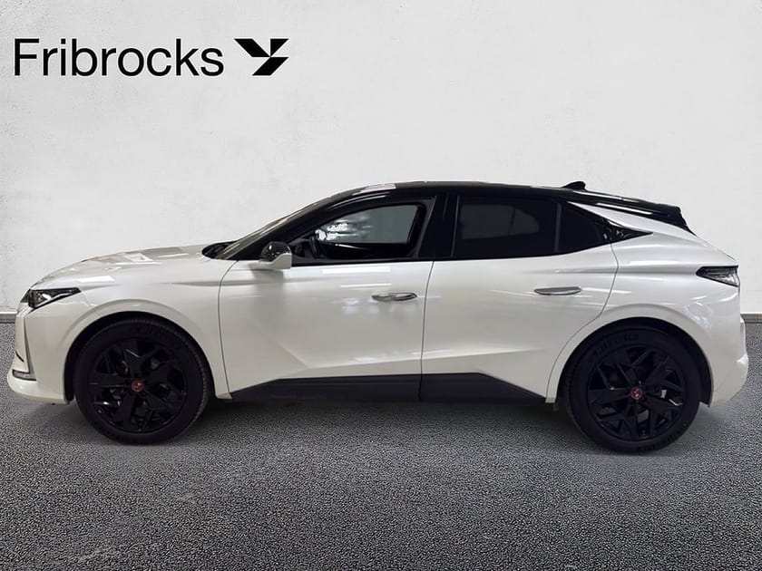 Bild 2 av DS 4 PERFORMANCE LINE+ 130 AUT/avtagbart drag