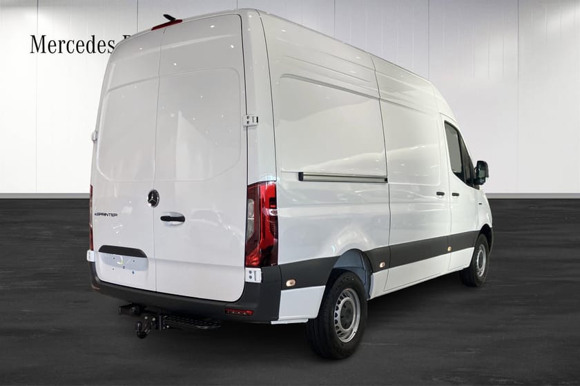 Bild 4 av Mercedes-Benz eSprinter 420 81 kWh SKÅP E A2 PRO OMG LEVERANS