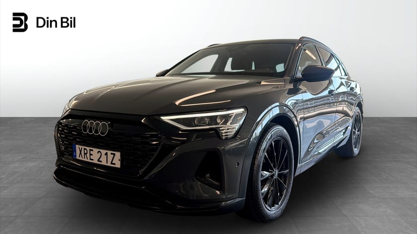 Bild 1 av Audi Q8 55 e-tron quattro 300,00 KW