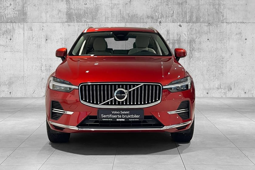 Bilde 3 av Volvo XC60 Recharge T6 Plus Bright KROK|PANO|H&K|19"