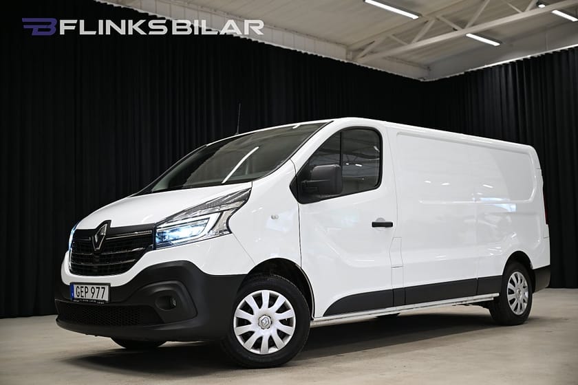 Bild 1 av Renault Trafic Skåpbil dCi 120HK Drag|LED|Värmare|GPS|Backkamera|EnÄgare|Moms