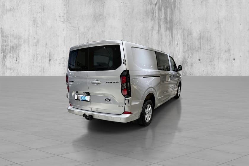 Bilde 5 av Ford Transit Custom 320 2,0 TDCi 170hk L2 Limited AWD Webasto, Hengerfeste