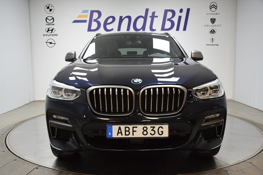 Bild 3 av BMW X4 M40i Innovation Panorama Dragkrok 360 hk
