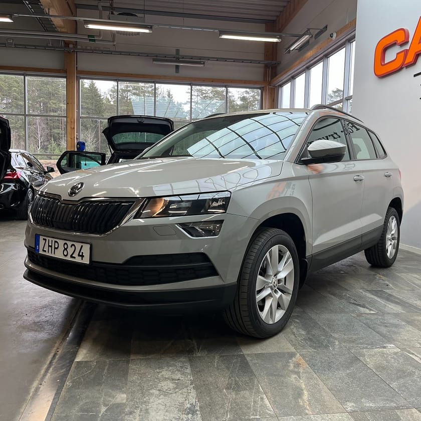 Bild 5 av Škoda Karoq Skoda 2.0 TDI Ambition P-sensorer Farthållare Euro 6