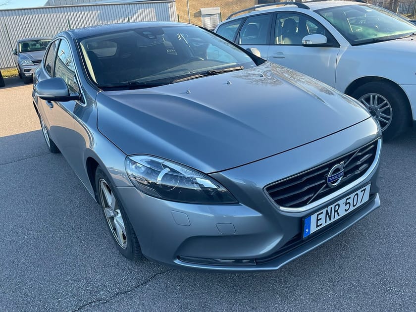 Bild 2 av Volvo V40 T2 120HK Momentum