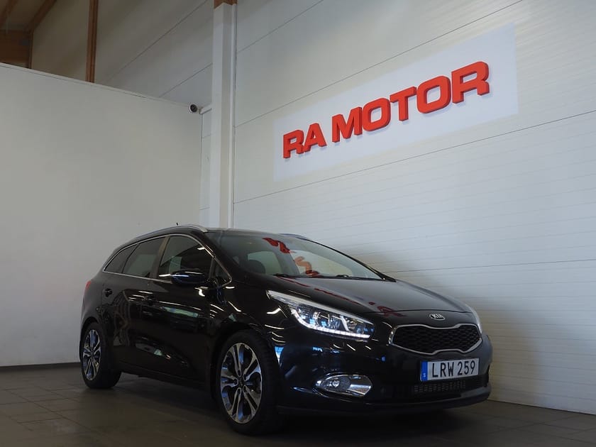 Bild 3 av Kia cee'd_sw _sw 1.6 CRDi 128hk Special Edt Drag M-Värm Kamera Navi