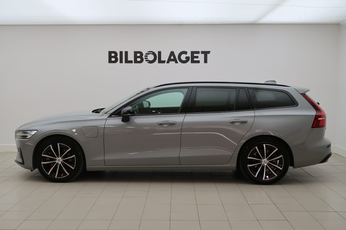 Volvo V60 2025 - miniatyr 2