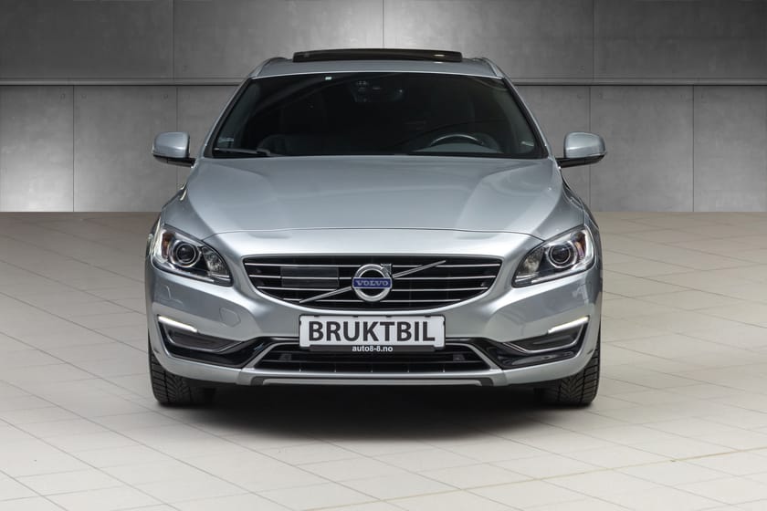 Bilde 5 av Volvo V60 D6 Plug-in Hybrid/Summum/AWD/288hk/ACC/Kamera/KROK