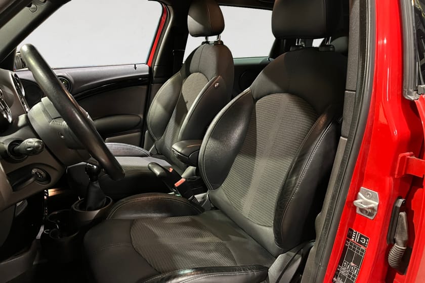 Bild 3 av MINI Countryman Cooper D 1.6 112 HK CHILI PDC BLUETOOTH 12100MIL 18"