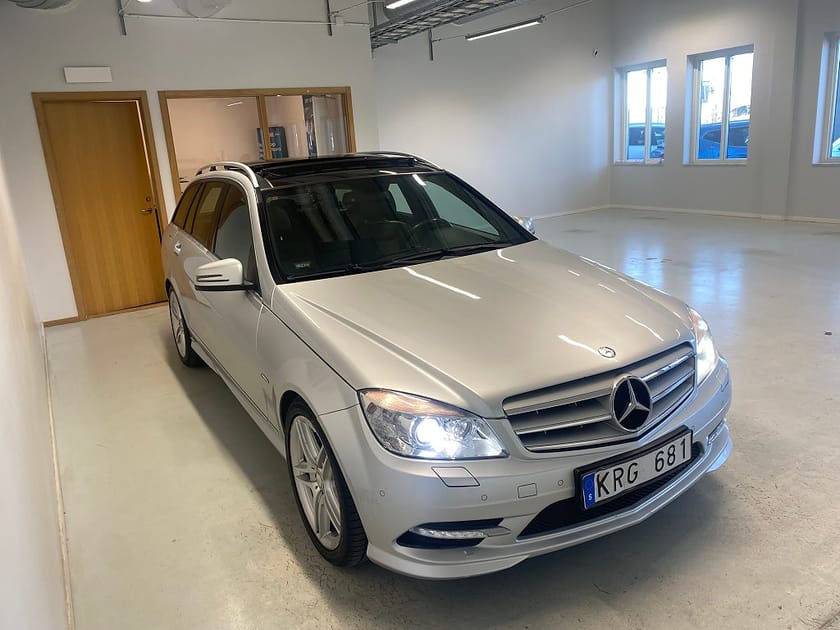 Bild 3 av Mercedes-Benz C 220 T CDI BE AMG Line Pano Sensorer M-värme