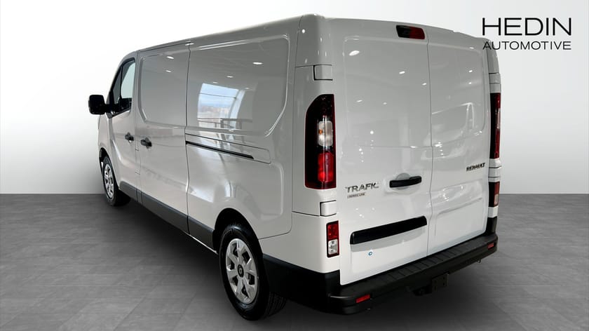 Bild 2 av Renault Trafic Skåpbil L2H1 150HK AUT Nordic Line - Drag/Värmare/2xdörr