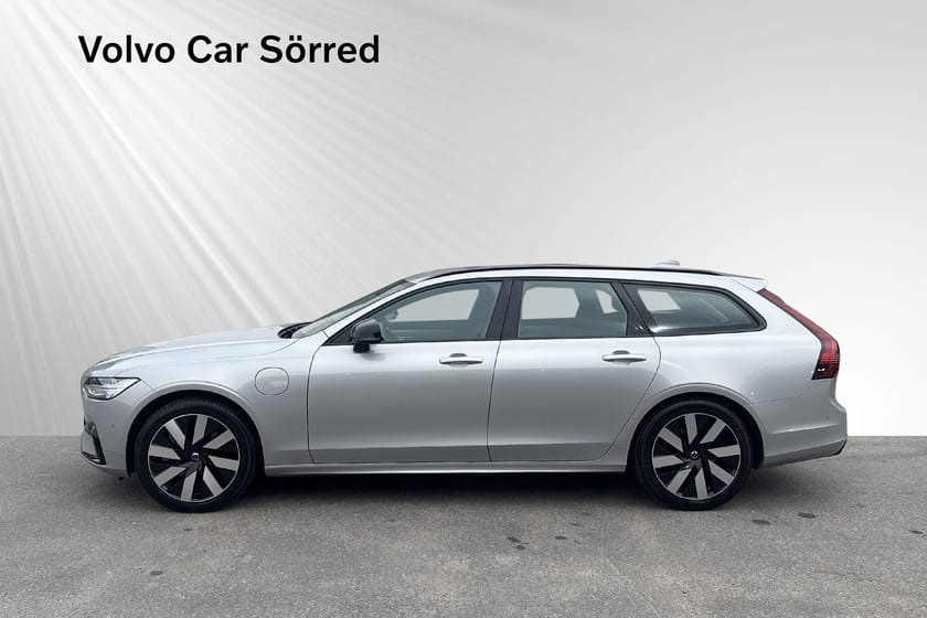 Bild 3 av Volvo V90 T6 Plus Dark Nordic Edition, 360 Kamera, H&K