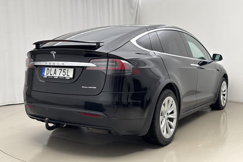 Bild 3 av Tesla Model X Long Range Dual Motor AWD Raven Läder Drag