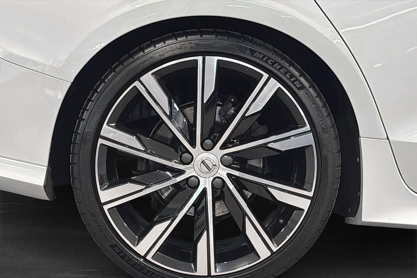 Bild 5 av Volvo V60 D4 AWD Geartronic R-Design 190hk