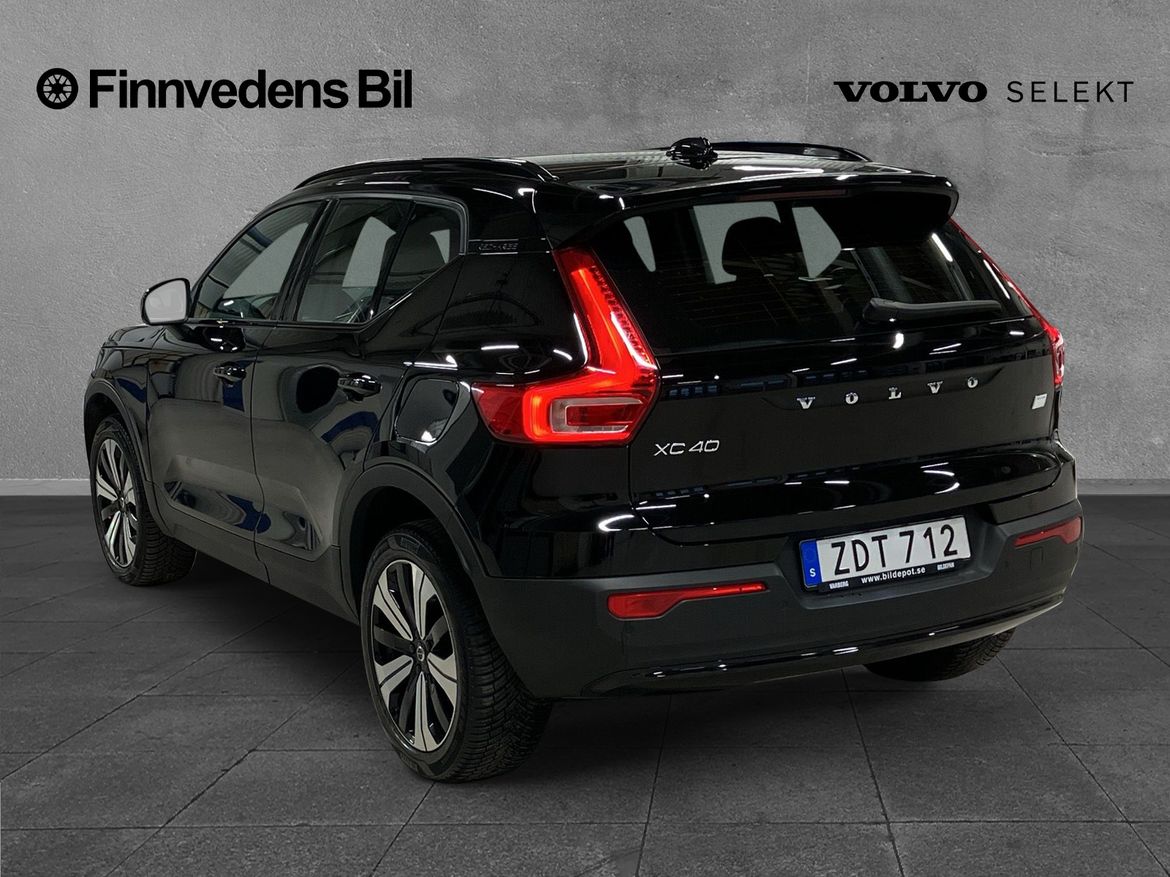 Volvo XC40 2023 - miniatyr 3