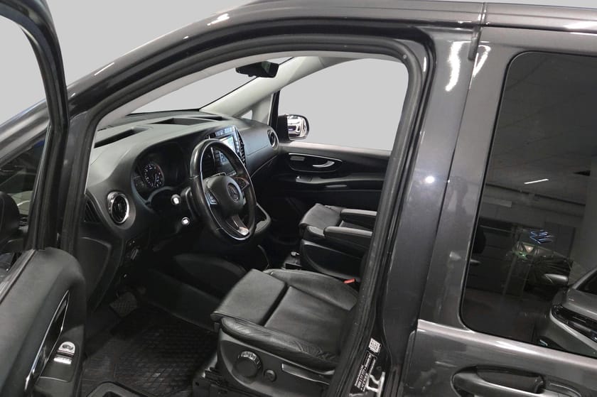 Bilde 5 av Mercedes-Benz Vito Mixto 119 CDI 4x4 3.0t TOPPUTSTYRT MIXTO| LAZER | MODUL-SYSTEM | WEBASTO