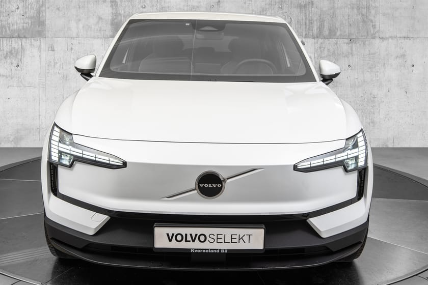 Bilde 4 av Volvo EX30 Single Motor Core Ryggekamera/Google/Cruise