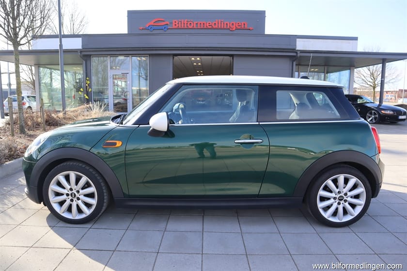 Bild 1 av MINI Cooper 1.5 12V FWD 136hk Svensksåld