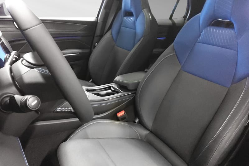 Lynk & Co 01 PHEV
