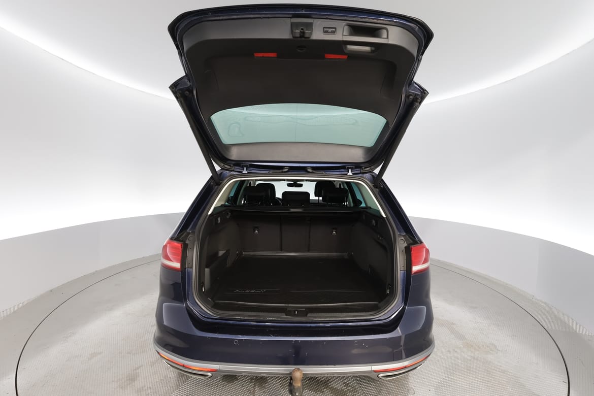 Volkswagen Passat 2017 - miniatyr 17