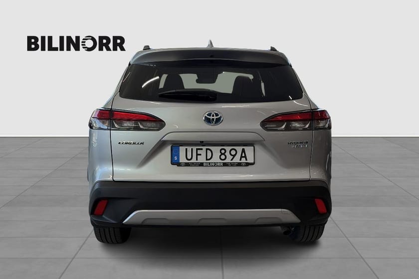 Bild 4 av Toyota Corolla Cross Hybrid AWD-i 2,0 EXECUTIVE SKINNKLÄ