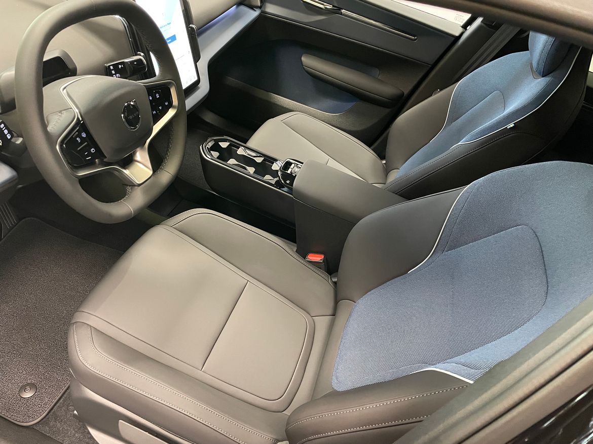 Bild 4 av 6 på bilen