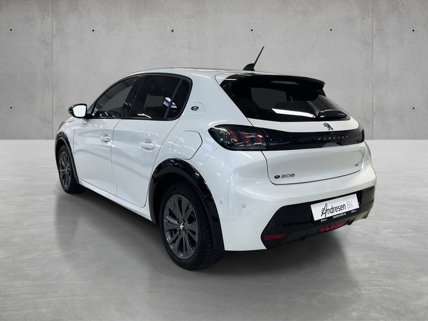 Bilde 3 av Peugeot e-208 GT   Adaptiv cruise/Keyless/Navigasjon/R.kamera