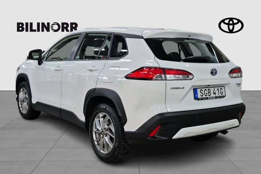 Bild 2 av Toyota Corolla Cross Hybrid AWD-i 2,0 ACTIVE PLUS | VHJUL | MV |