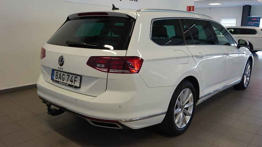 Bild 2 av Volkswagen Passat Sportscombi GTE 1.4 TSI EURO6/DRAGKROK/P-VÄRMARE