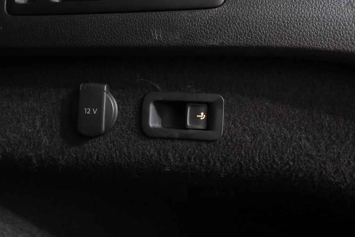Volkswagen Passat 2017 - miniatyr 18