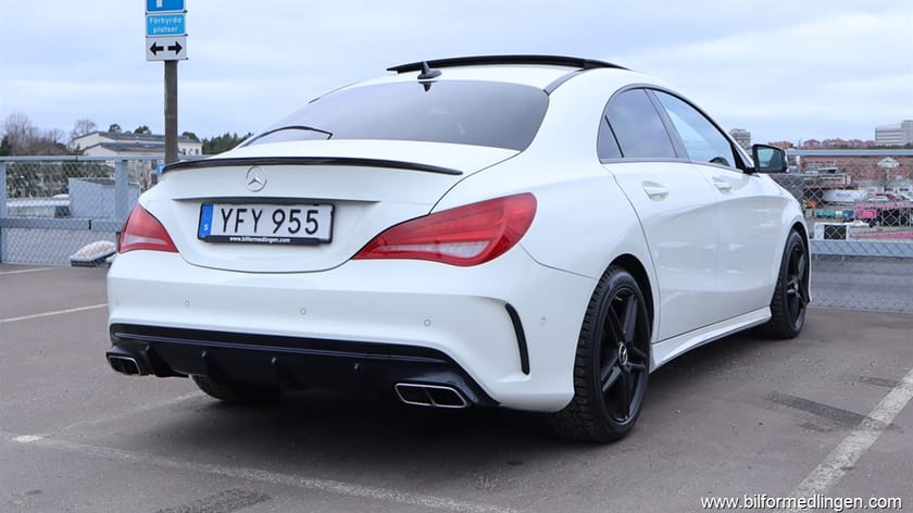 Bild 3 av Mercedes-Benz CLA 220 d AMG Sport Pano S/V-hjul Servad inkl besikt
