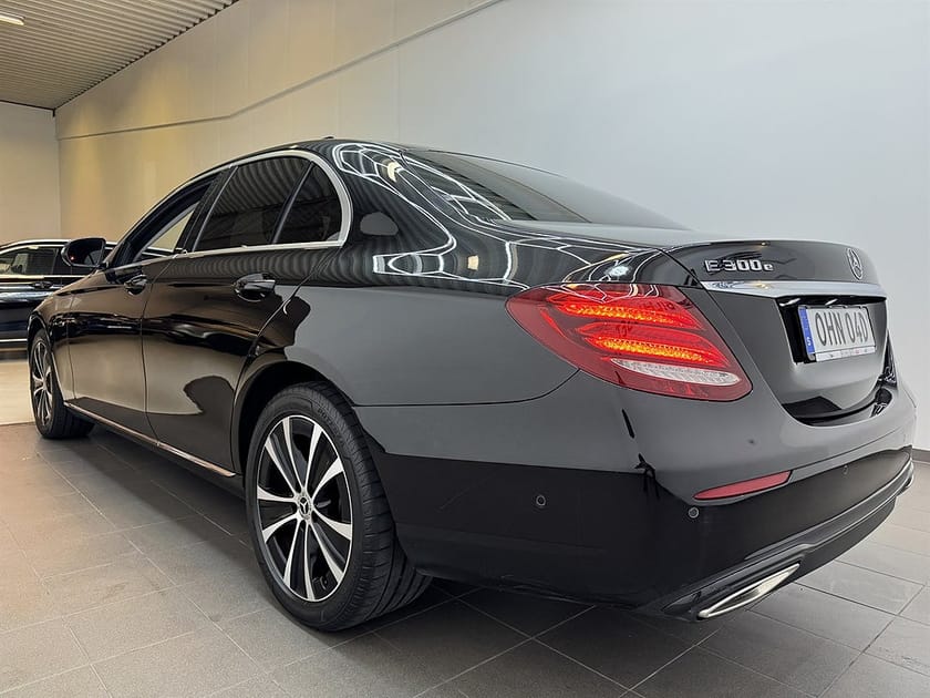Bild 4 av Mercedes-Benz E 300 e 320hk Avantgarde Värmare/Navi/Bkamera/Ambient
