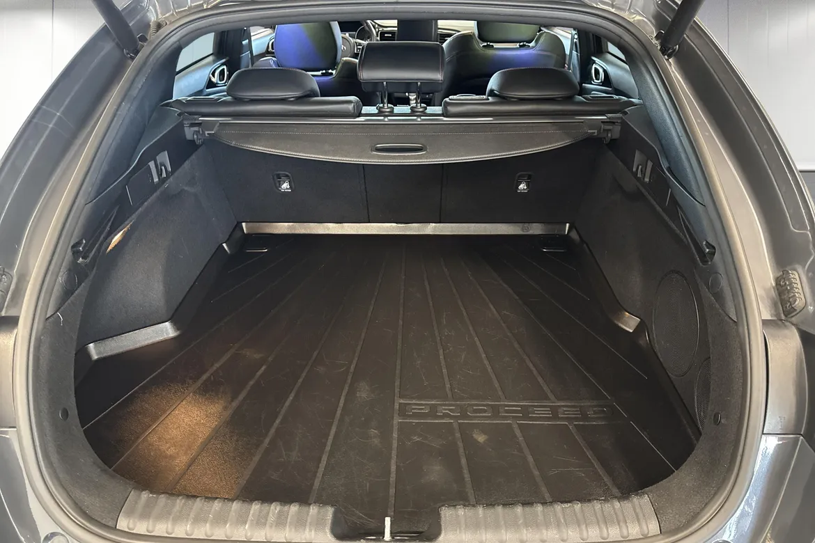 picture of a car