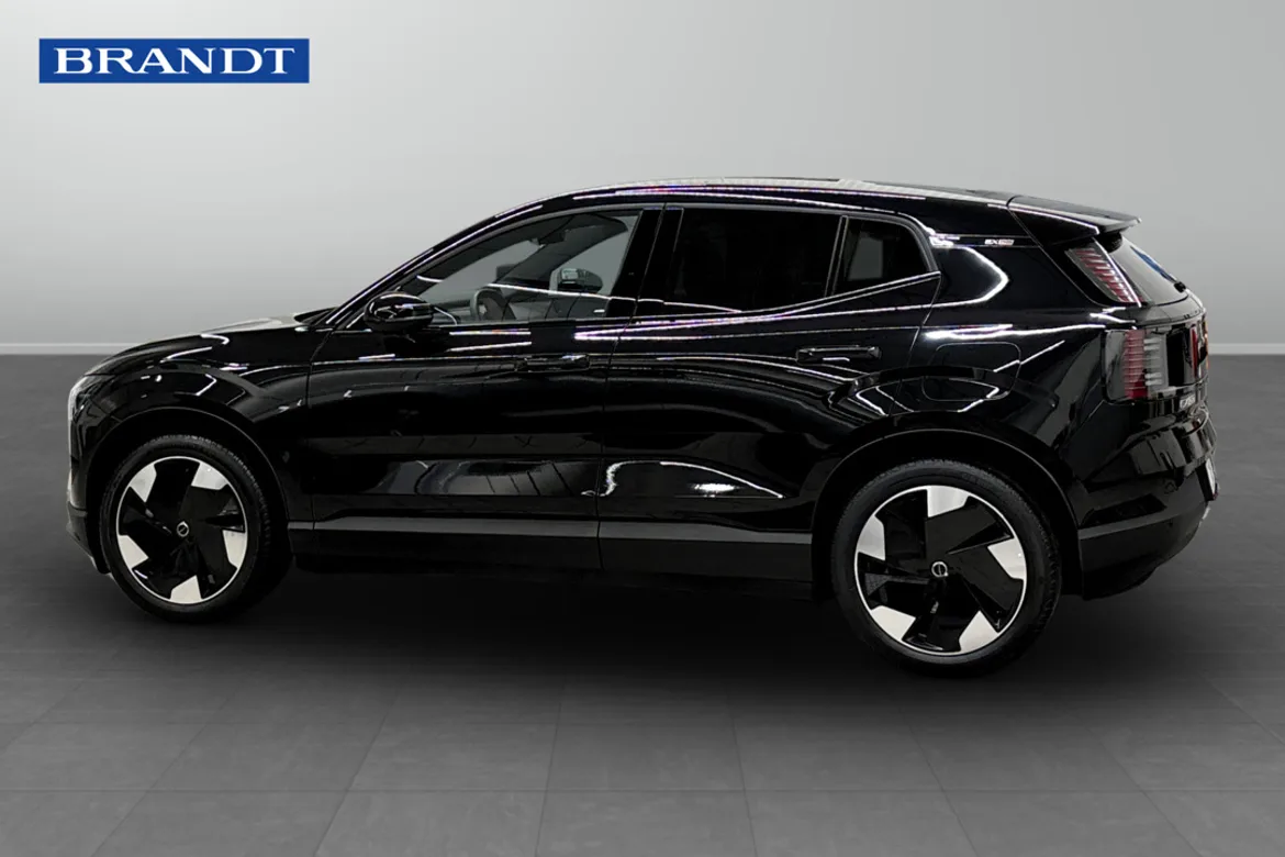 Volvo EX30 Single Motor Extended Range