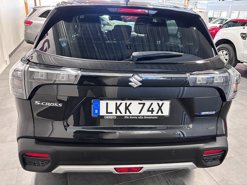 Bild 4 av Suzuki S-Cross Hybrid 1,4T Aut Inclusive, Fri Service, Fria Vinterhjul