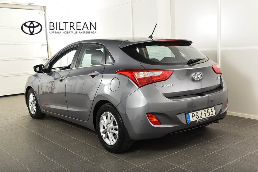 Bild 3 av Hyundai i30 5-dörrar 1.6 GDI Aut Business Backkamera Elstol M-värm