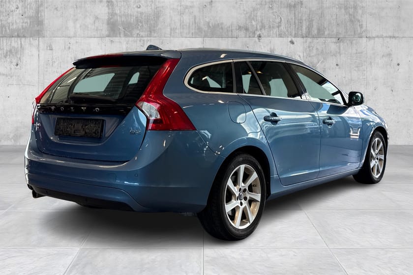 Bilde 5 av Volvo V60 D2 Summum manuell/Tek.pk/Keyless/Webasto/Skinn/EU28++