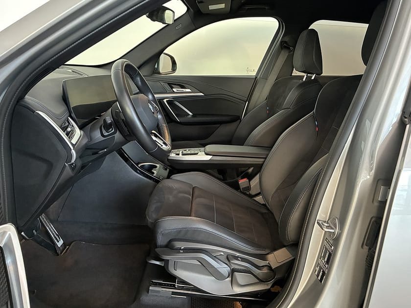 Bild 5 av BMW X1 sDrive18i 4,95 ränta M Sport Drag Rattvärme Sportstolar