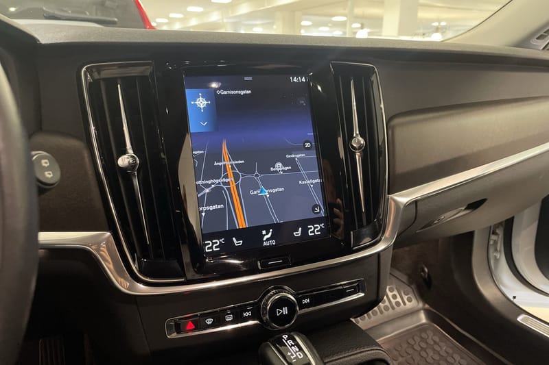 Volvo V90 Cross Country