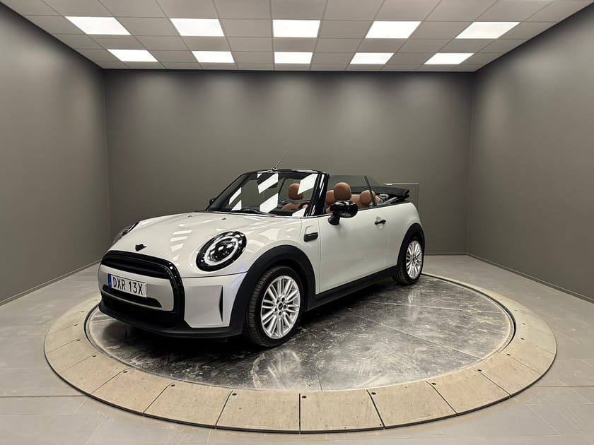 Bild 2 av MINI Cooper Convertible Farthållning med bromsfunkt.