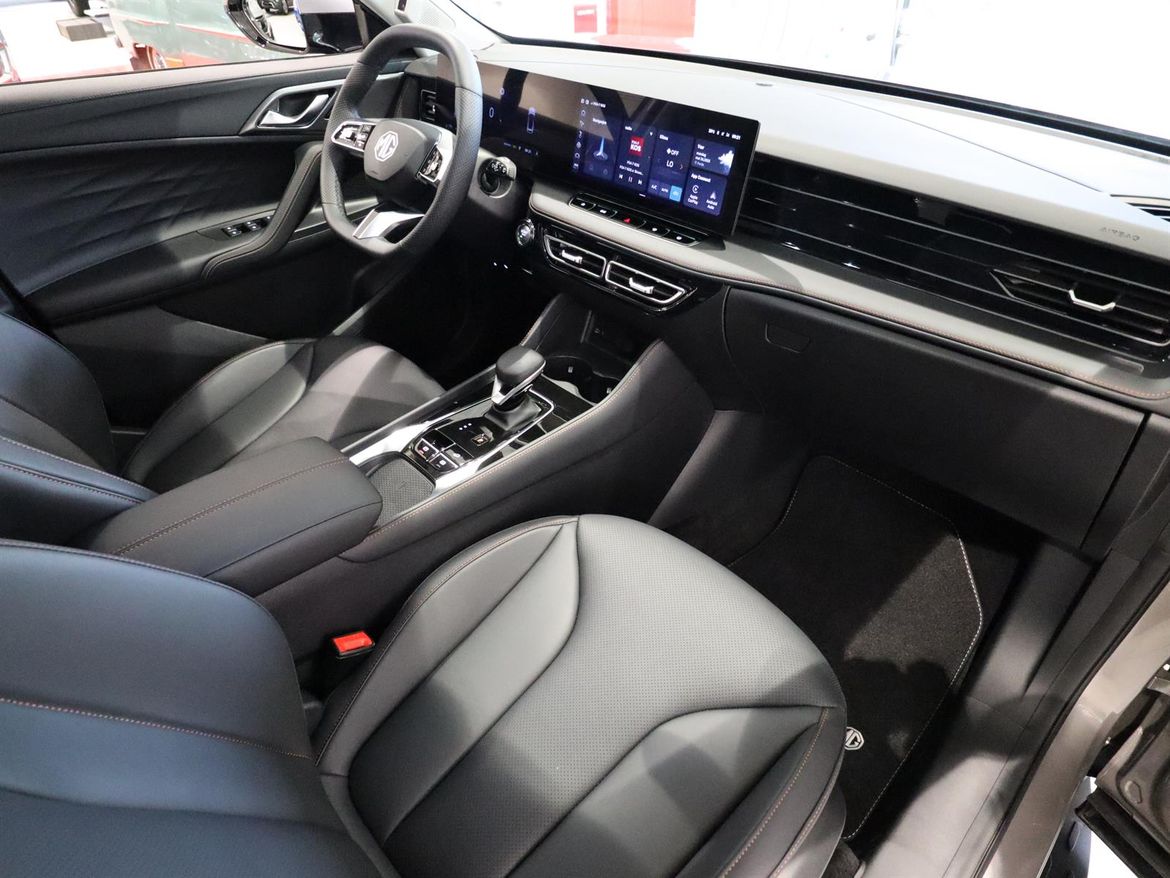 MG HS PHEV Automatic, 2-trins, 307ps, 2024