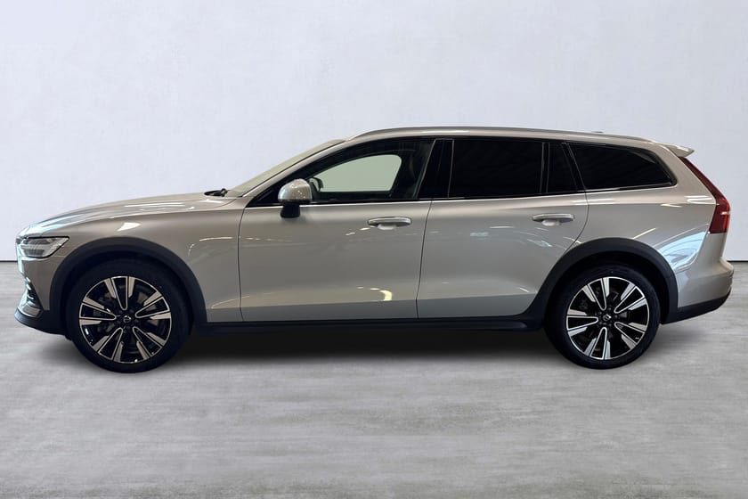 Bild 2 av Volvo V60 Cross Country B4 AWD Diesel Plus