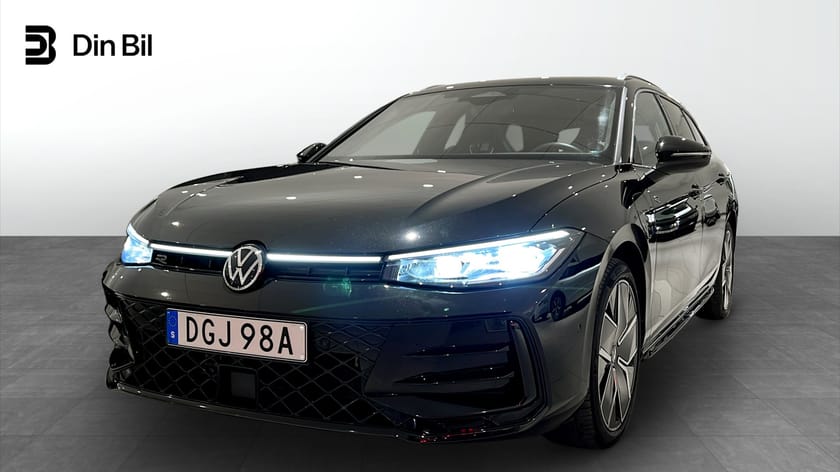 Bild 1 av Volkswagen Passat Variant eHybrid DSG R-Line Drag/P-värmare