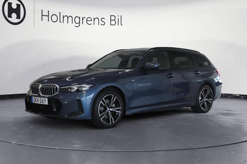 Bild 1 av BMW 330e xDrive Touring 