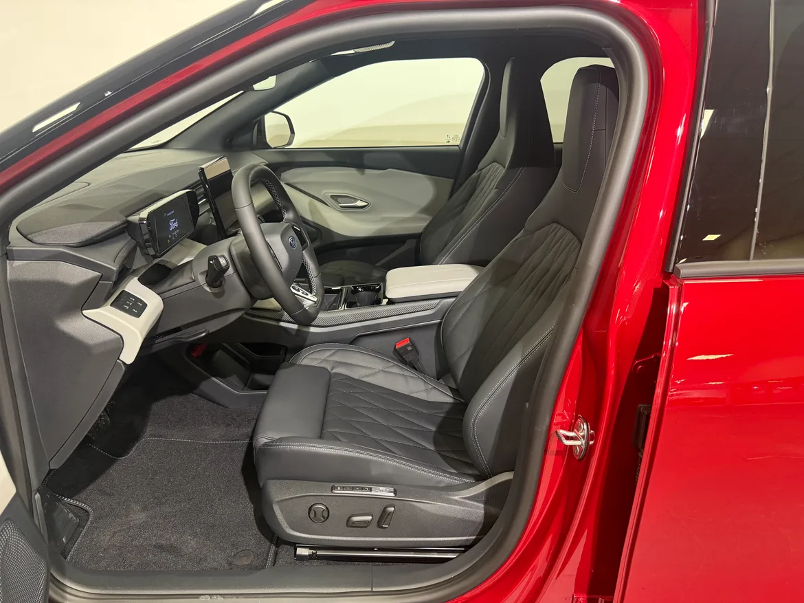 Ford Capri EV Extended Range AWD