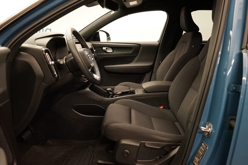 Bild 5 av Volvo XC40 Recharge Single Motor Core Edition, Ränta 2.95%, Navigation, Baklucka elmanövrerad