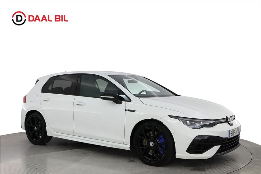 Bild 4 av Volkswagen Golf R 2.0 TSI 4M 320HK AKRAPOVIC® COCKPIT MATRIX ACC B-KAM