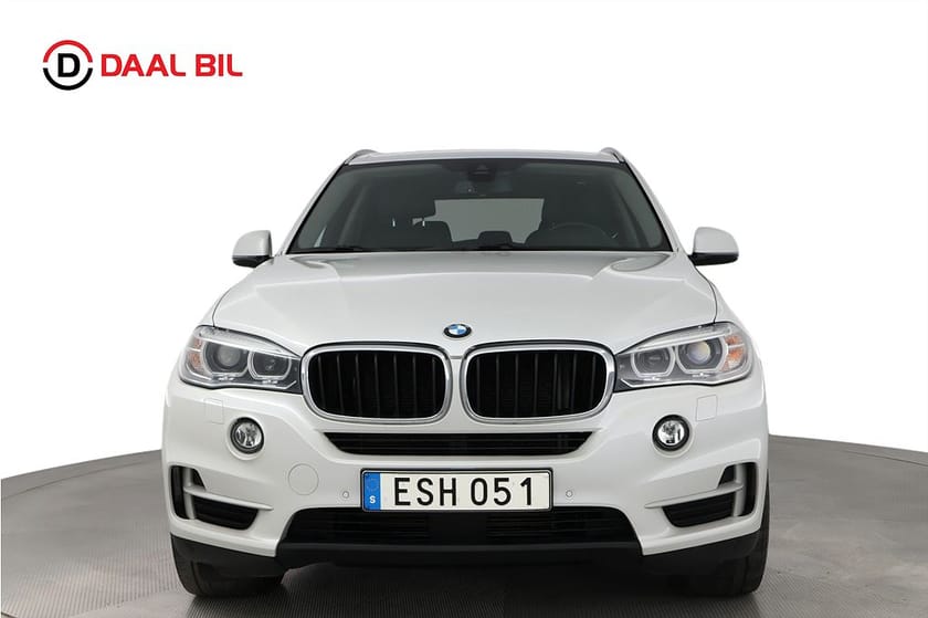Bild 2 av BMW X5 xDrive30d xDRIVE 30D 258HK H/K® P-VÄRM DRAG PANO B-KAMERA HUD
